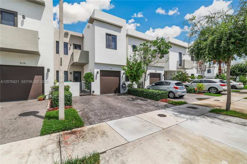 519 SW 91st Pl, Miami FL 33174