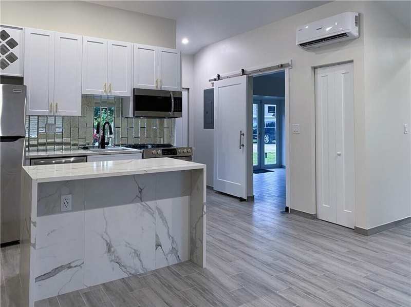 315 SW 7th Street # 2, Fort Lauderdale FL 33315