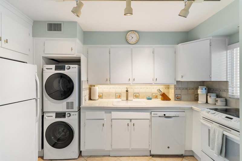 33 S Ocean Avenue # 206, Palm Beach Shores FL 33404