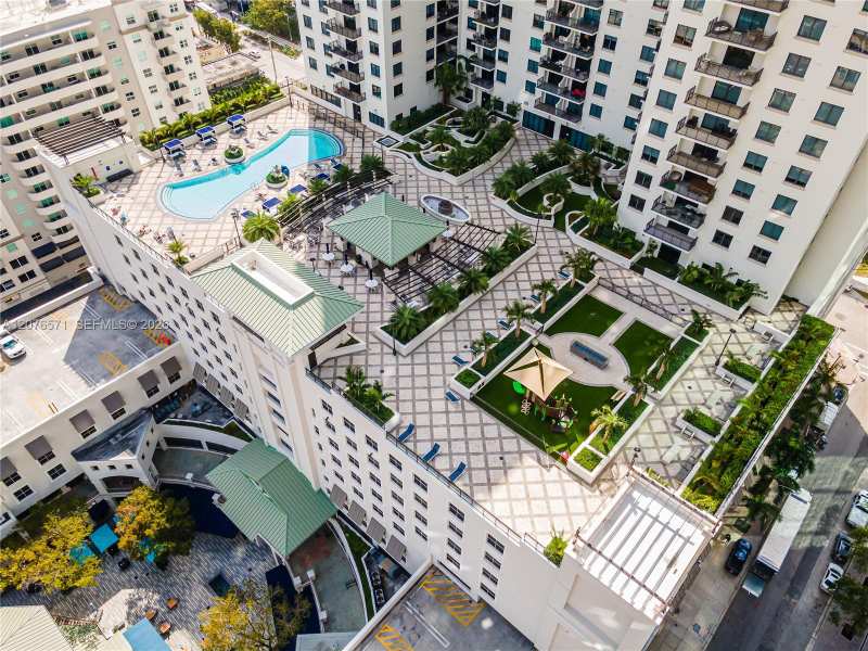 999 SW 1st Ave # 1114, Miami FL 33130
