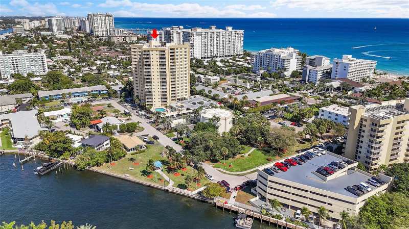 1200 HIBISCUS Avenue, Pompano Beach FL 33062