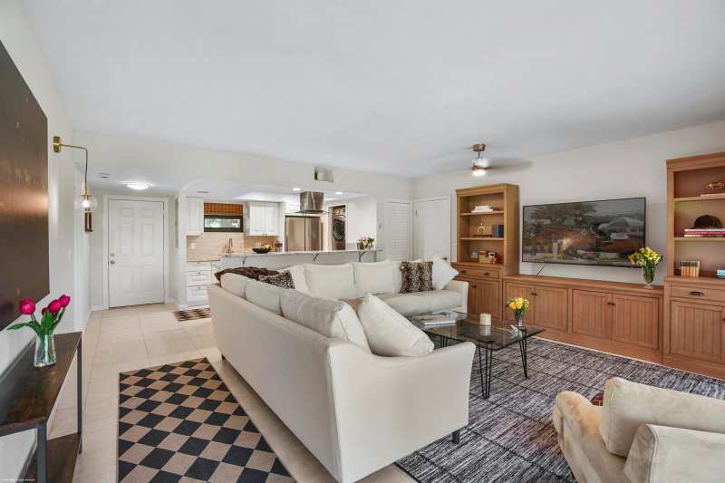 13334 Polo Club Road # 228, Wellington FL 33414