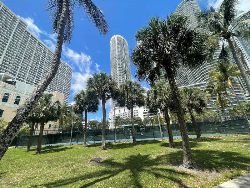 1750 N Bayshore Dr # 3403, Miami FL 33132