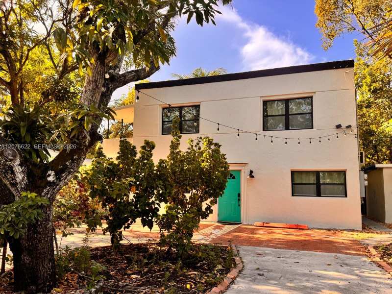 277 NE 55th St Rear, Miami FL 33137