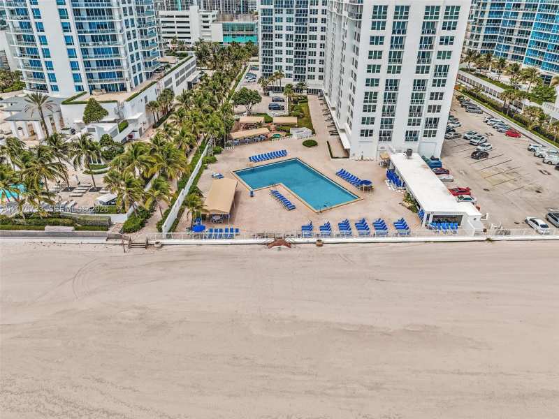 3505 S Ocean Dr # 804, Hollywood FL 33019