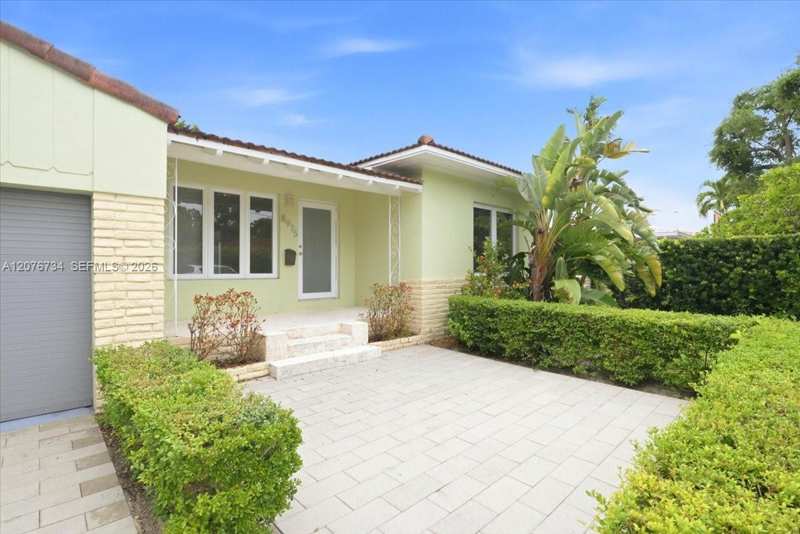 8975 Froude Ave, Surfside FL 33154
