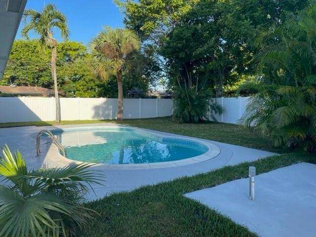 6623 Inwood, North Lauderdale FL 33068