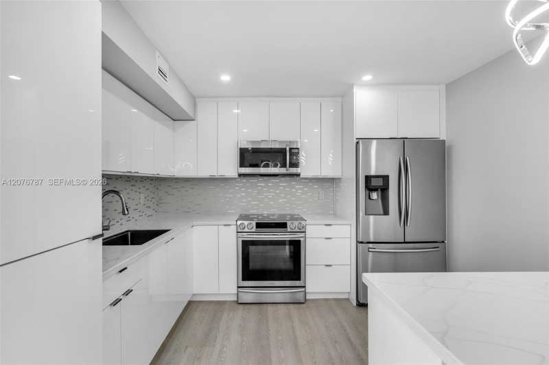 11755 SW 18th St # 409, Miami FL 33175