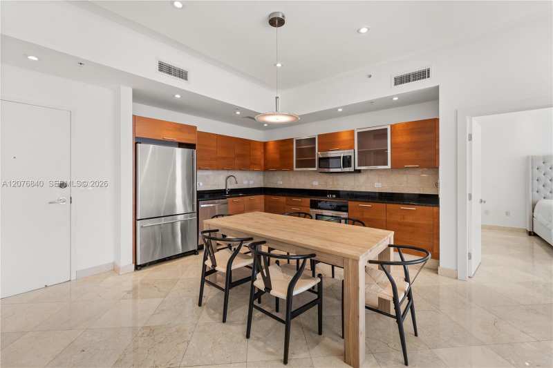 3470 E Coast Ave # H2210, Miami FL 33137