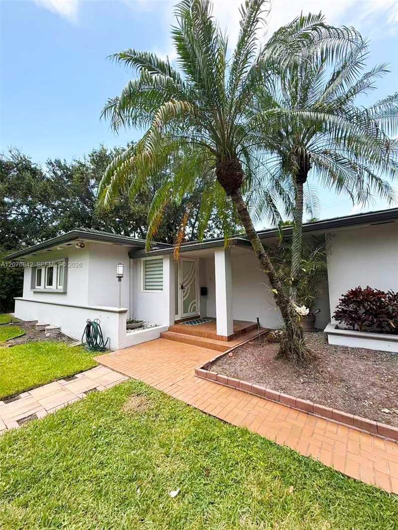 1520 Miller Rd, Coral Gables FL 33146