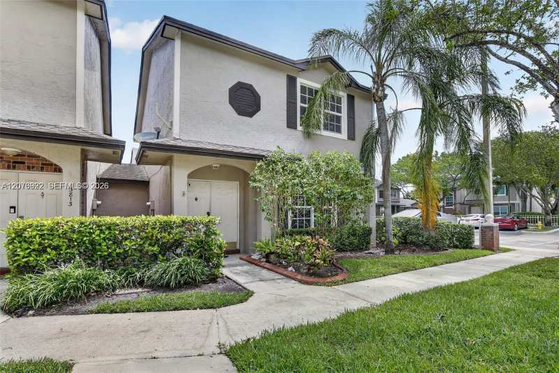 3815 NW 122nd Ter, Sunrise FL 33323