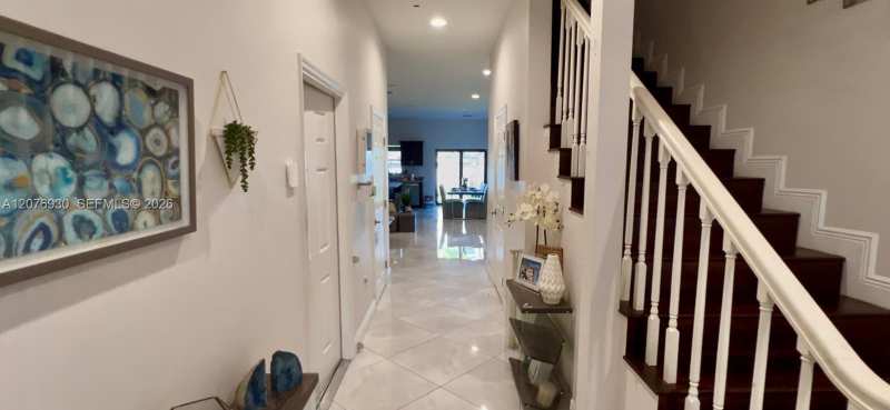9271 NW 16th St, Pembroke Pines FL 33027