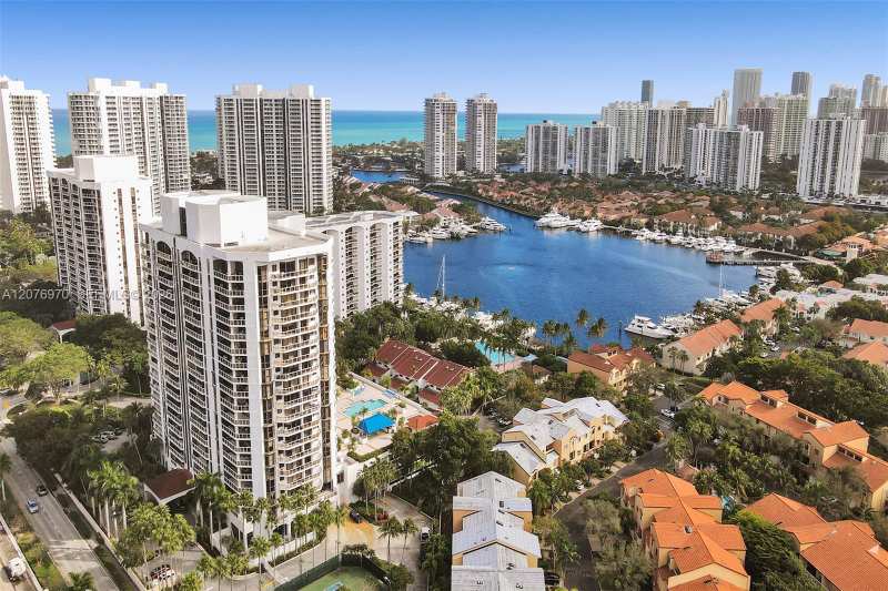 3600 Yacht Club Dr # 1602, Aventura FL 33180