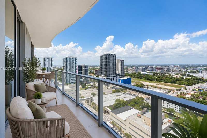 1400 Biscayne Blvd # 2507, Miami FL 33132