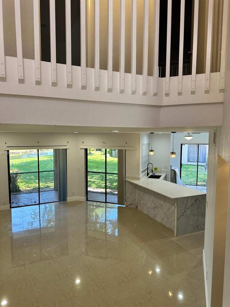9177 W Sunrise Blvd, Plantation FL 33322
