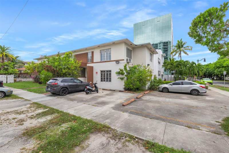 2101 SW 3rd Ave, Miami FL 33129