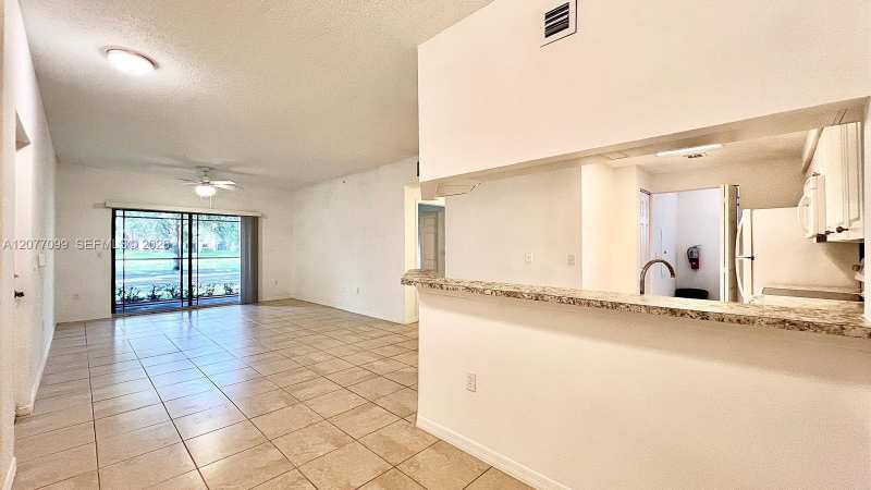 3021 Alcazar Pl # 101, Palm Beach Gardens FL 33410