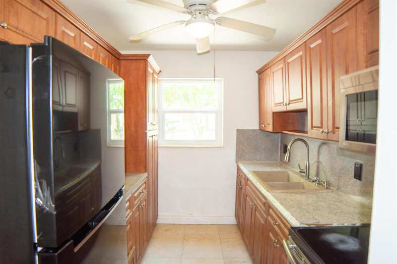 4731 NE 2ND, Deerfield Beach FL 33064