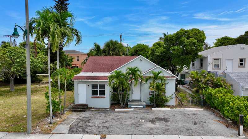 3608 Broadway Avenue, West Palm Beach FL 33407