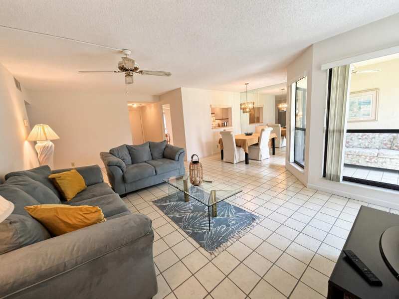 3335 Lucerne Park Drive, FL 33467