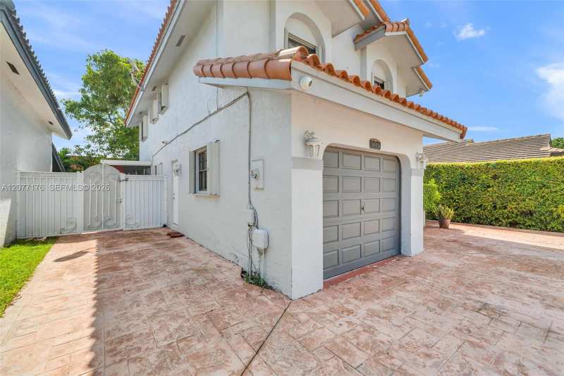 9911 SW 136th Ct, Miami FL 33186