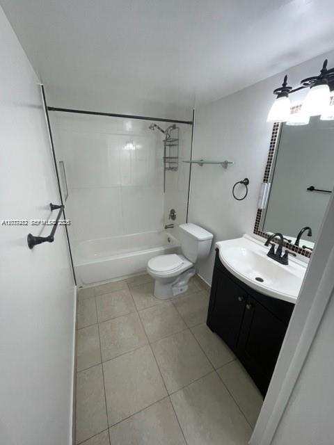 6135 NW 186th St # 205, Hialeah FL 33015