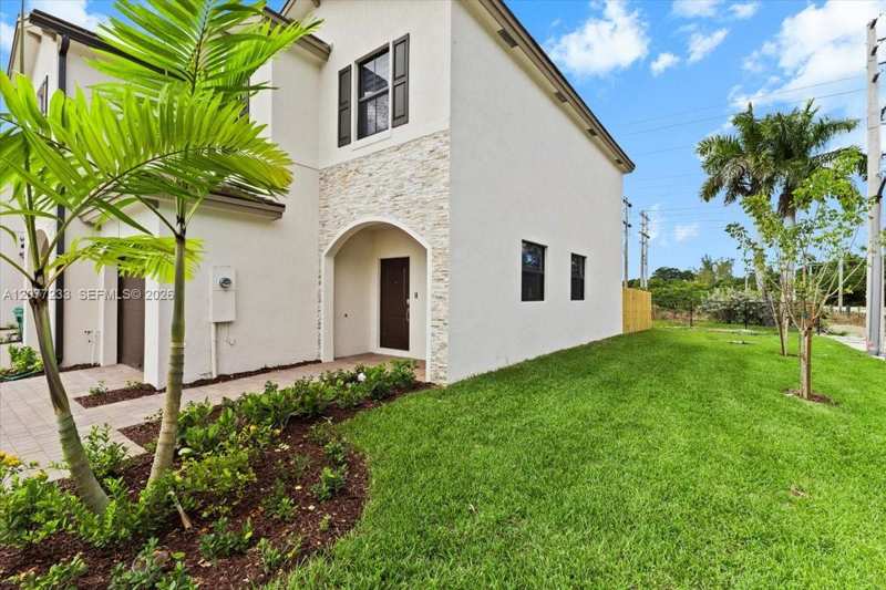 23210 SW 133rd Ct, Miami FL 33032