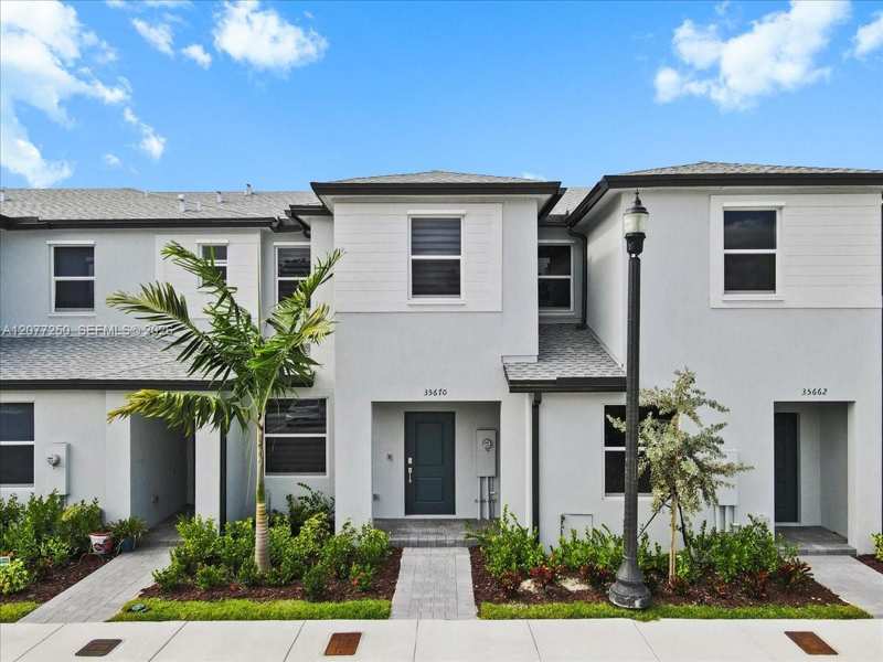35670 SW 178 Ct, Miami FL 33034