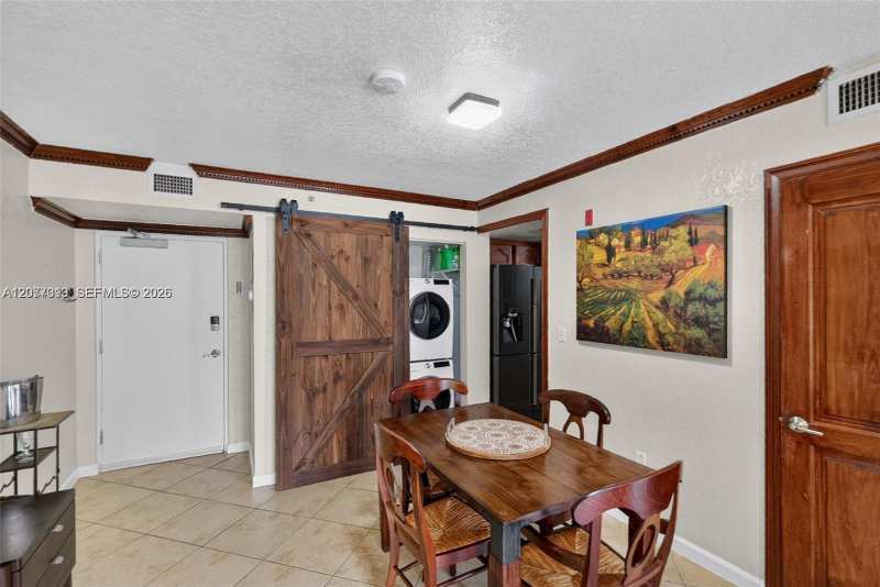 1060 NW 7th St # 205, Miami FL 33136