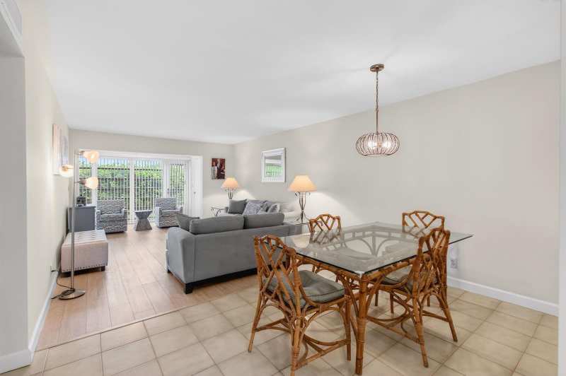 13682 Via Flora # A, Delray Beach FL 33484