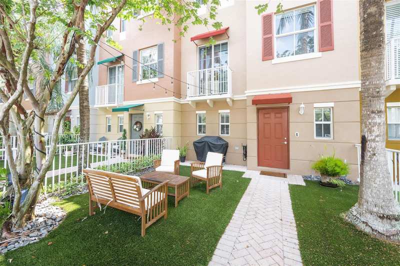 540 NE 7TH Avenue # 1, Fort Lauderdale FL 33301