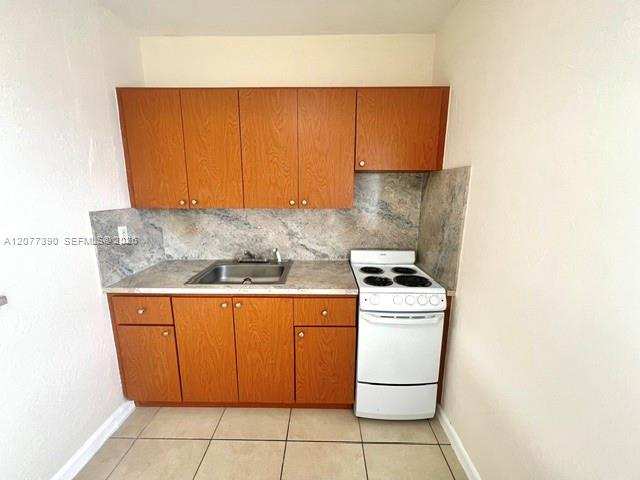 686 NE 85th St # 3B, Miami FL 33138