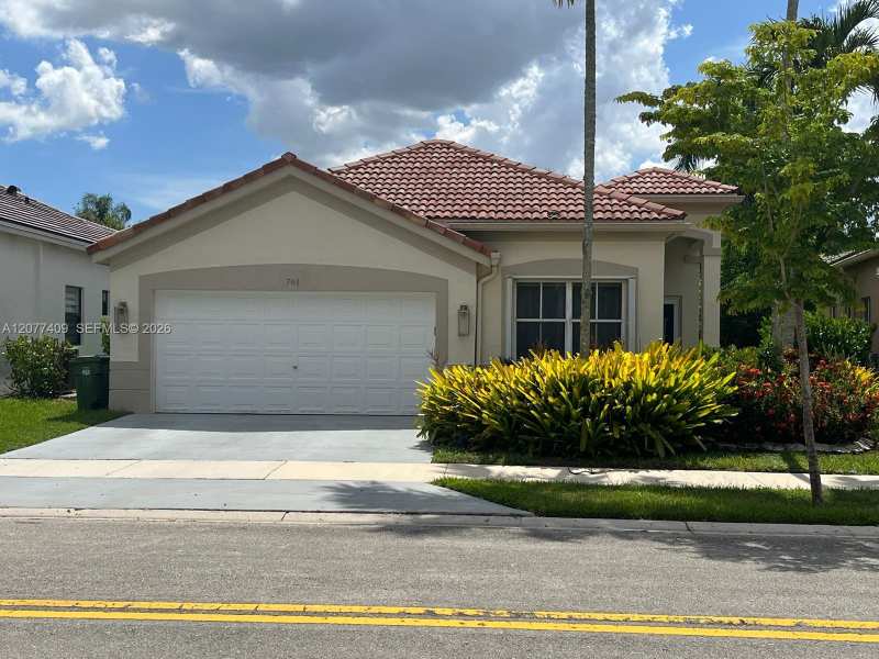 761 Tanglewood Cir # 761, Weston FL 33327