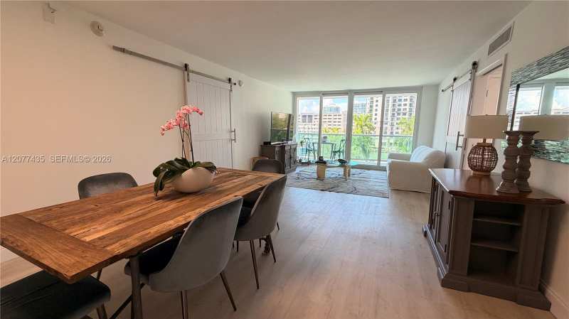100 Bayview Dr # 431, Sunny Isles Beach FL 33160