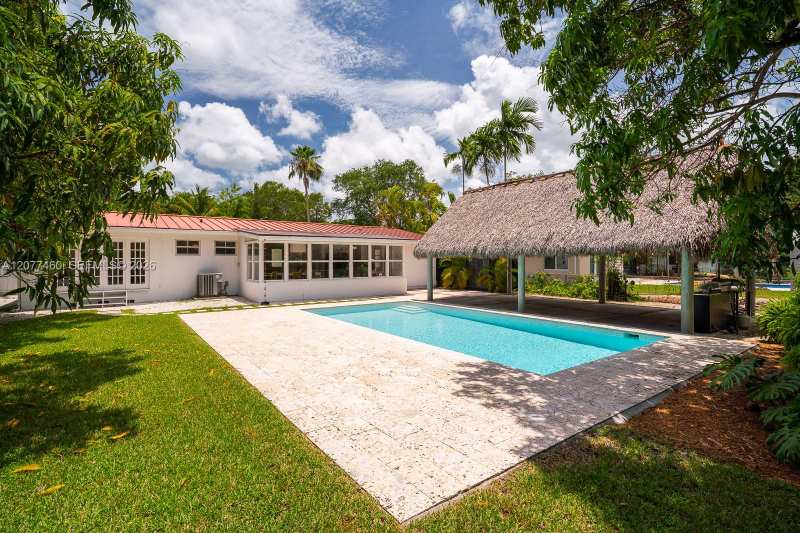 6761 SW 76th Ter, South Miami FL 33143