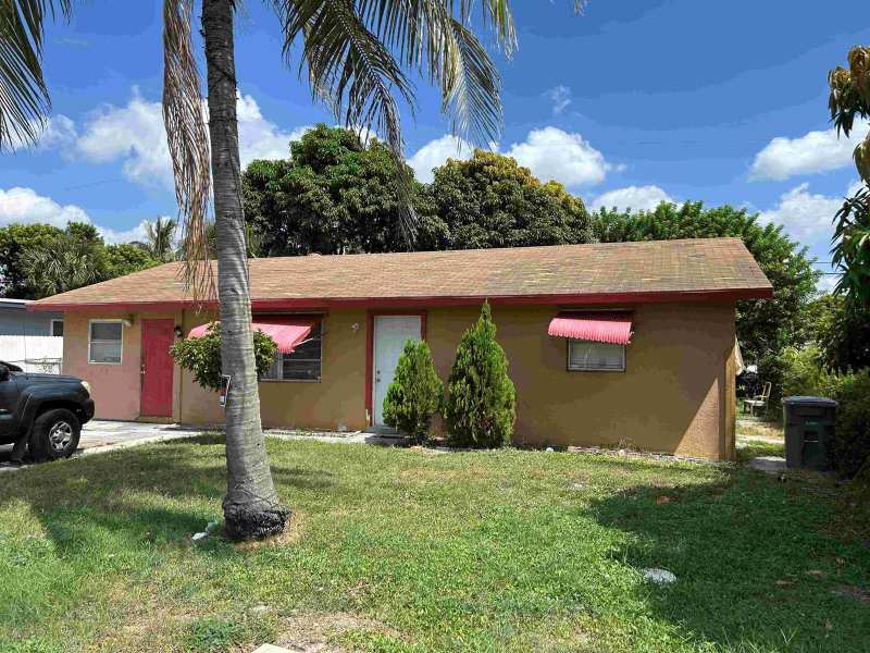 1191 Highland Road, Lantana FL 33462