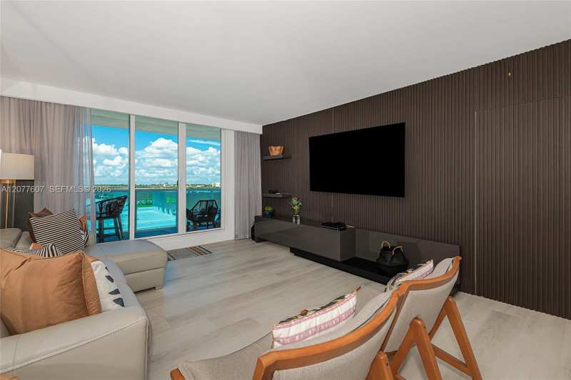 2301 Collins Ave # 1134, Miami Beach FL 33139