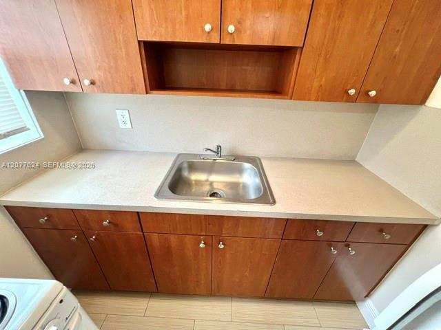 698 NE 85th St # 3, Miami FL 33138