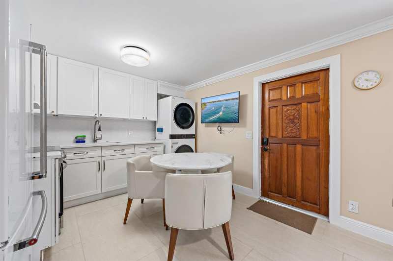 447 27TH Street, West Palm Beach FL 33407