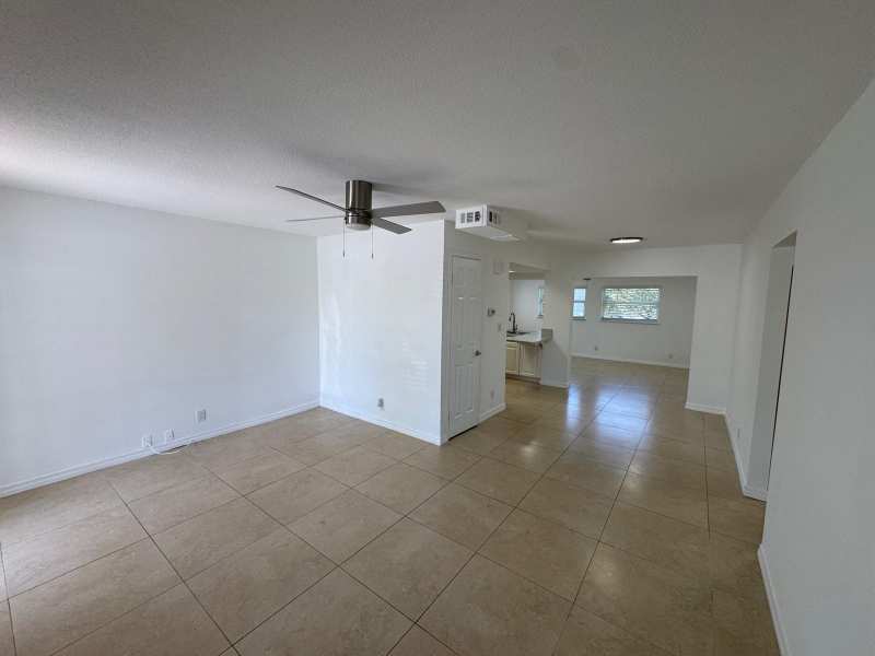 4717 NW 49TH Place, Tamarac FL 33319