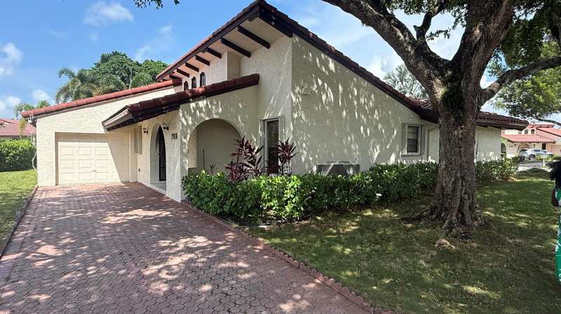 7918 HIBISCUS Circle # 59, Tamarac FL 33321