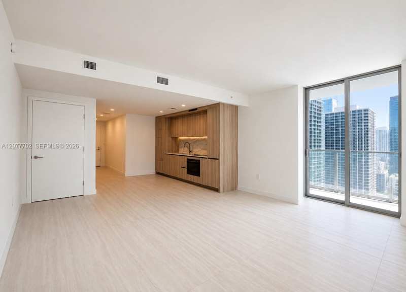 77 SE 5th St # 1903, Miami FL 33131