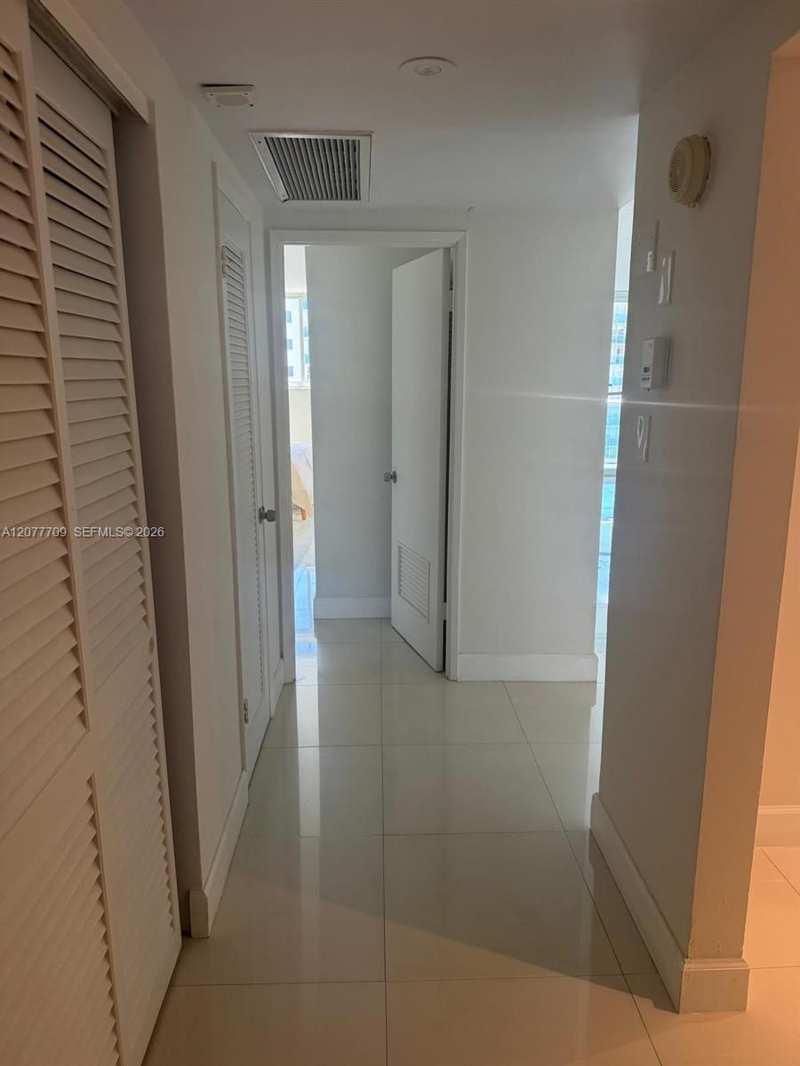 19390 Collins Ave # 1418, Sunny Isles Beach FL 33160