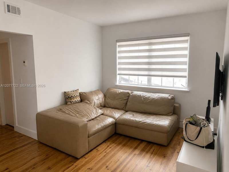 830 10th ST # 3, Miami Beach FL 33139