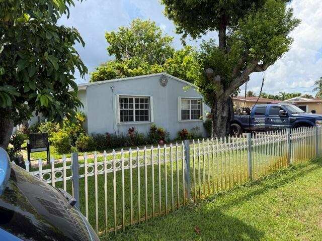 2227 WILEY Court, Hollywood FL 33020