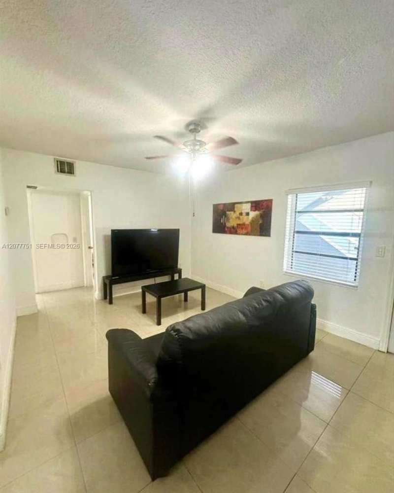2361 SW 27th St # 1, Miami FL 33133