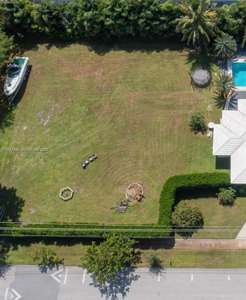 412 NE 2nd St, Pompano Beach FL 33060