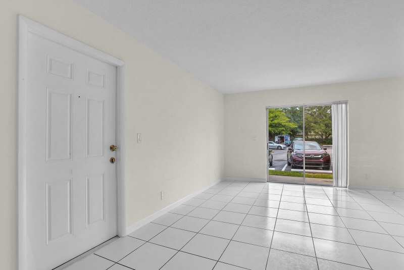 1854 Abbey Road # 101, West Palm Beach FL 33415