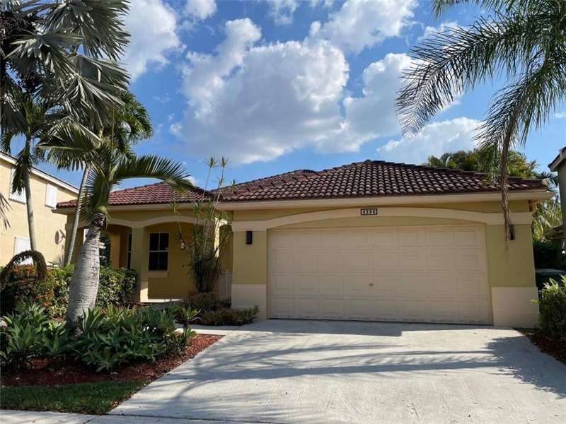 4293 LAUREL RIDGE Circle # 4293, Weston FL 33331