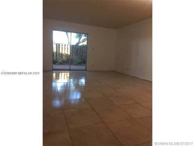 6720 Nova Dr # 8, Davie FL 33317